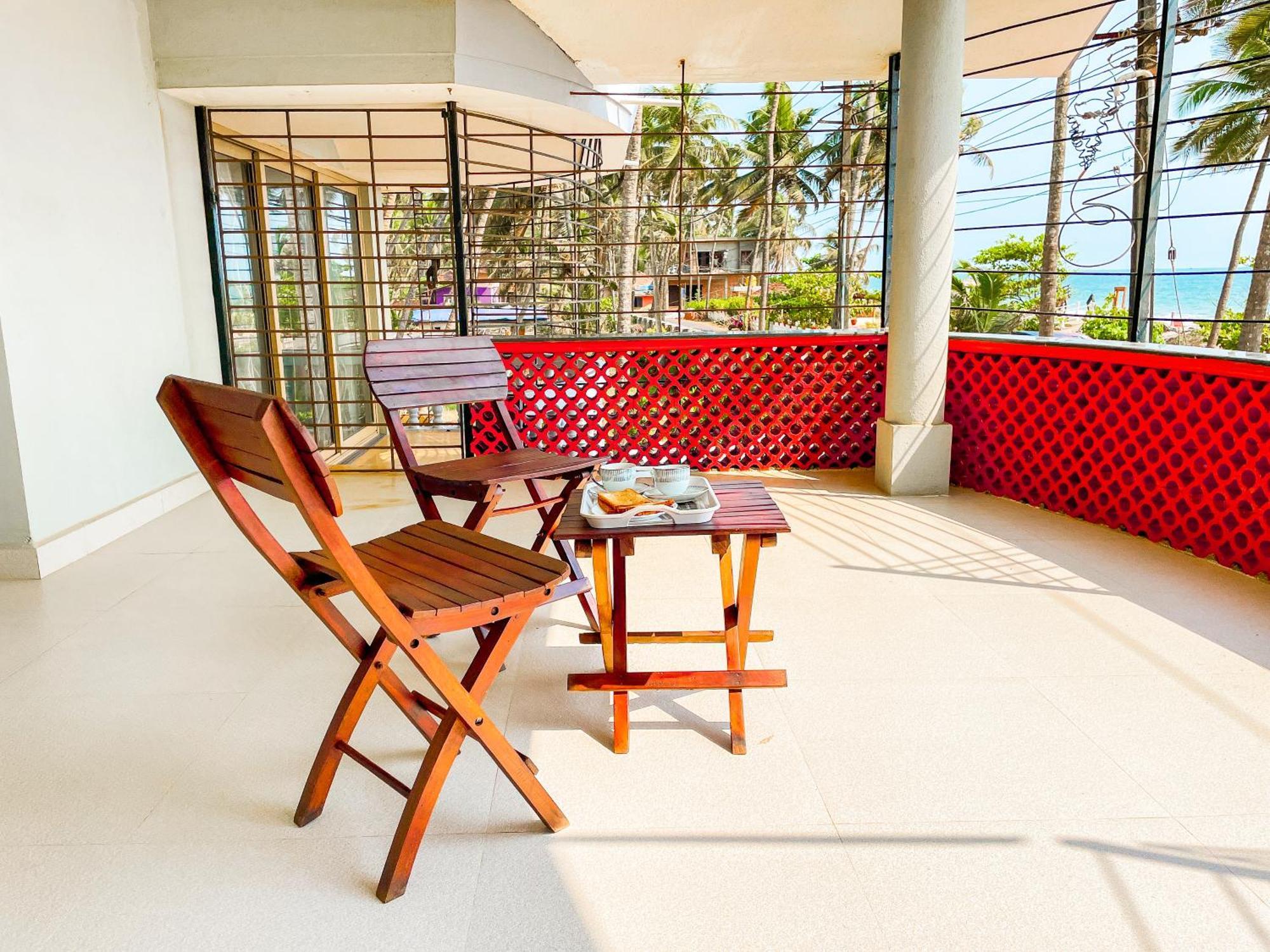 Gintara Beach Homestay By Evaddo Kalyānpur Екстериор снимка
