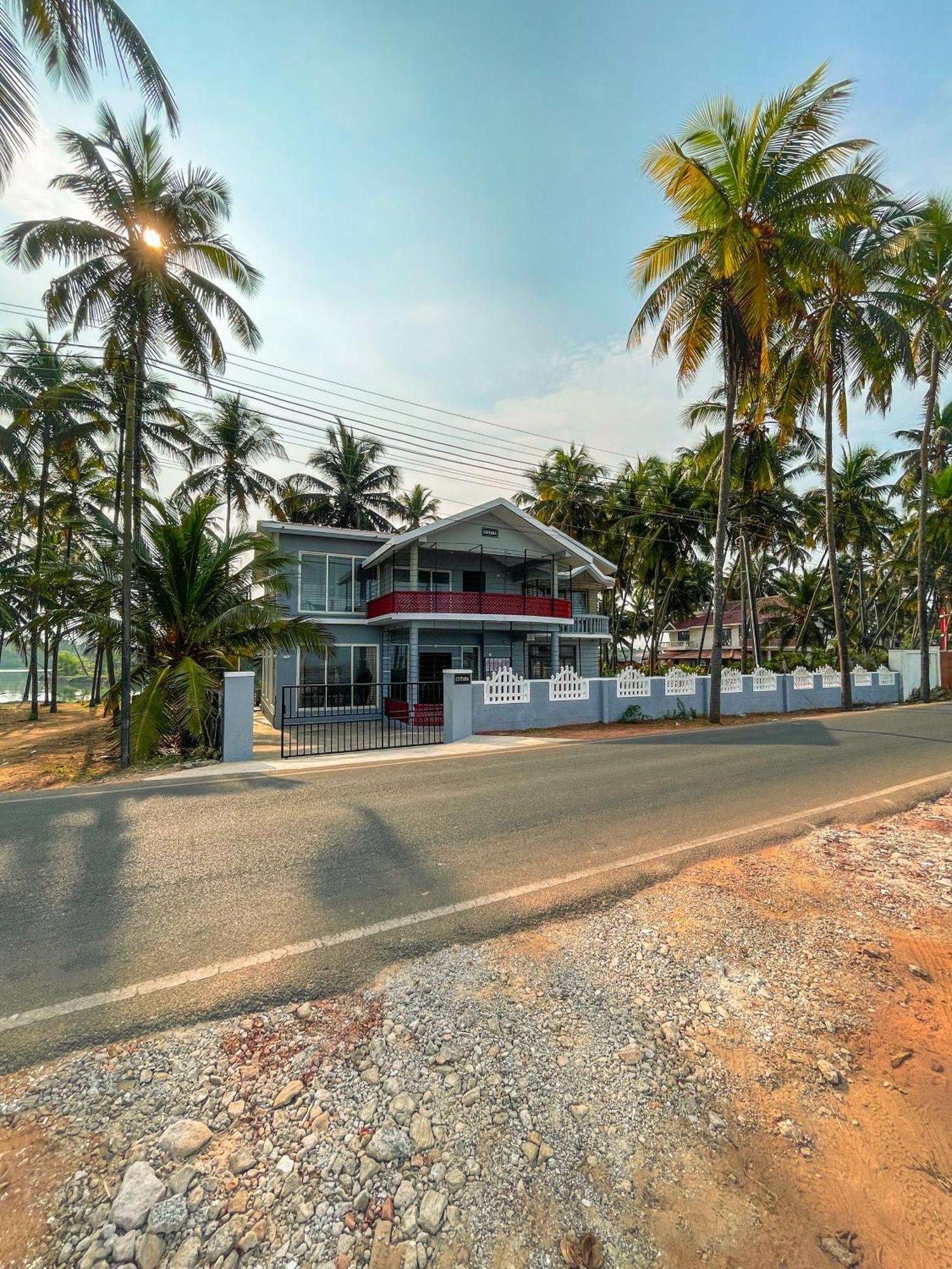Gintara Beach Homestay By Evaddo Kalyānpur Екстериор снимка